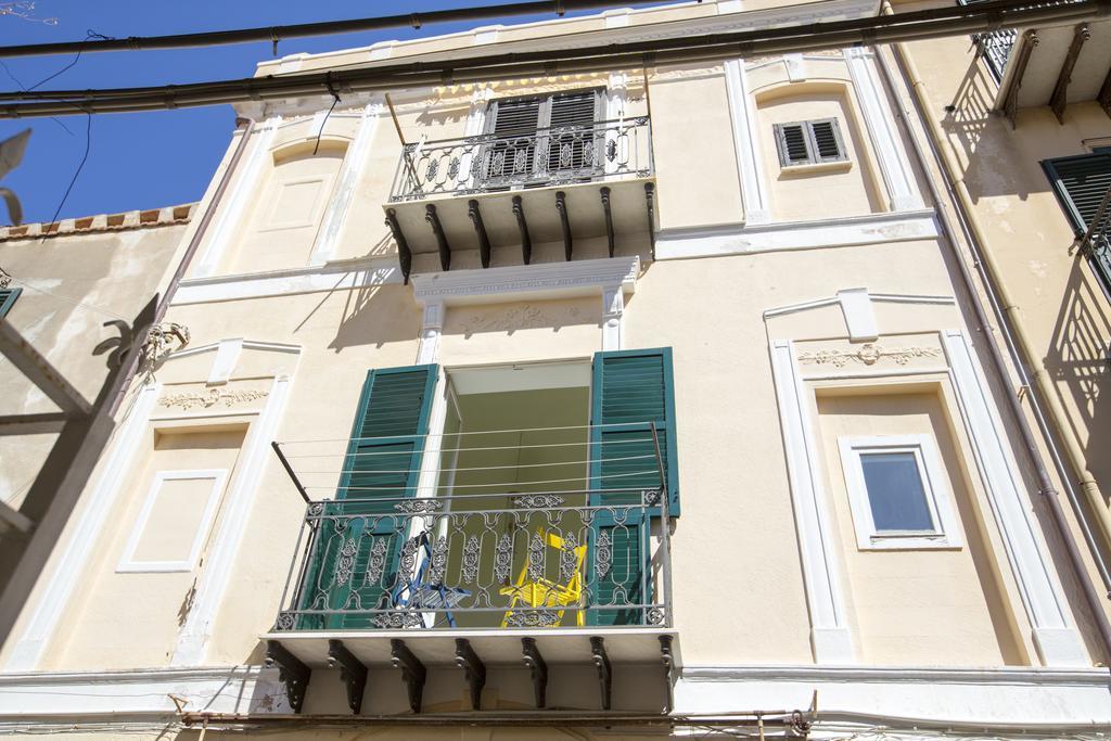 Domus Osterio Magno Apartamento Cefalù Exterior foto